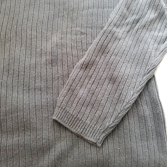 Men's XL CREWNECK Sweater dk green - Picture 2 of 5
